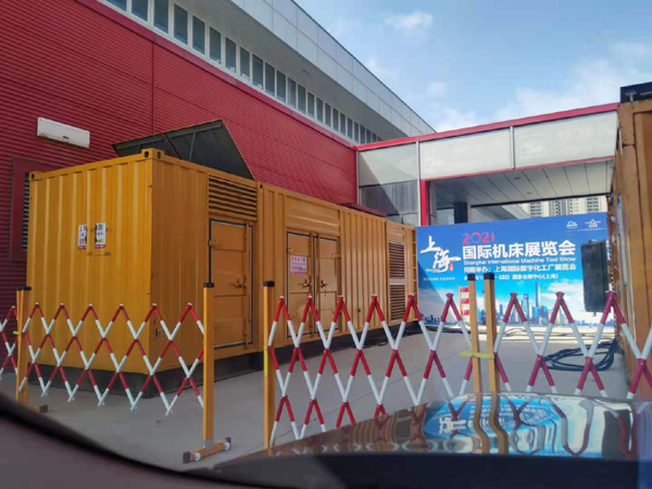 东兰出租发电机-柴油发电机和汽油发电机哪个更好一些？