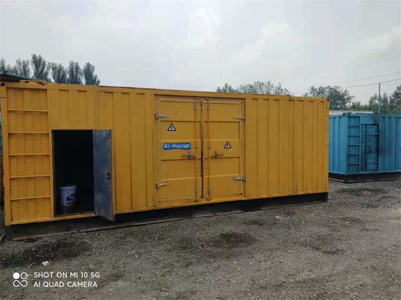 东兰200KW柴油发电机组需要配备什么型号的电缆线？