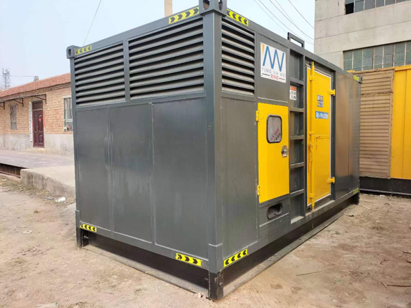 东兰柴油发电机输出电流大小是有什么决定的？