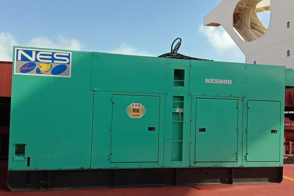 东兰如何检测发电机组中性点接地是否良好？