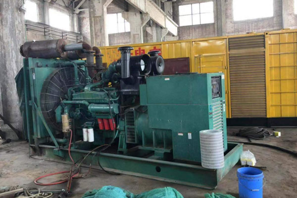 东兰发电机组的空气滤清器应该如何保养？