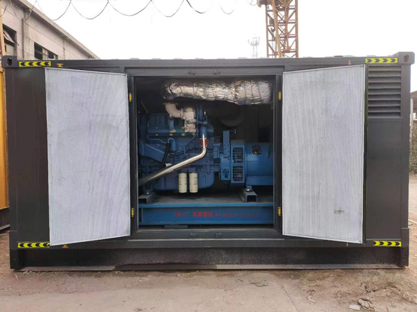 东兰柴油发电机组的电瓶应该如何选择？