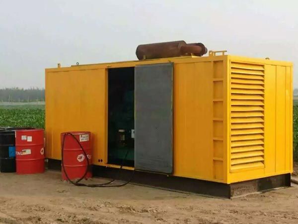 东兰安装新的水冷式机油散热器密封件有哪些注意事项？